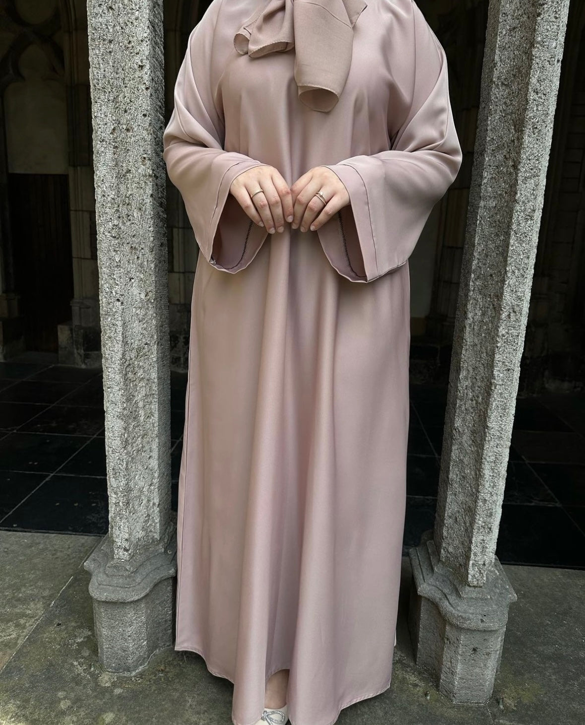 Basic abaya