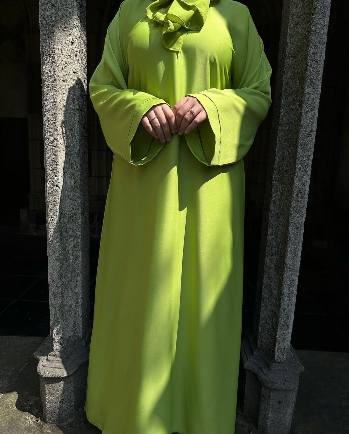 Basic abaya